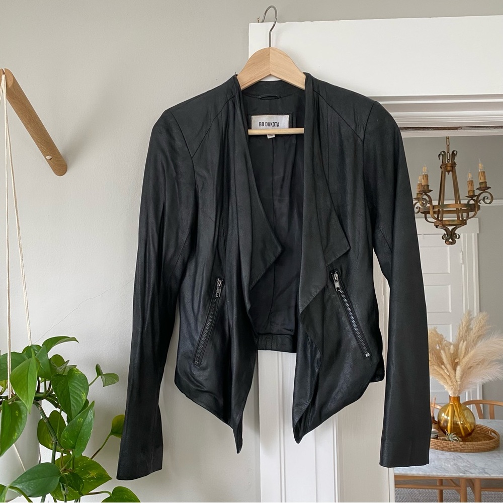 BB DAKOTA soft black leather jacket